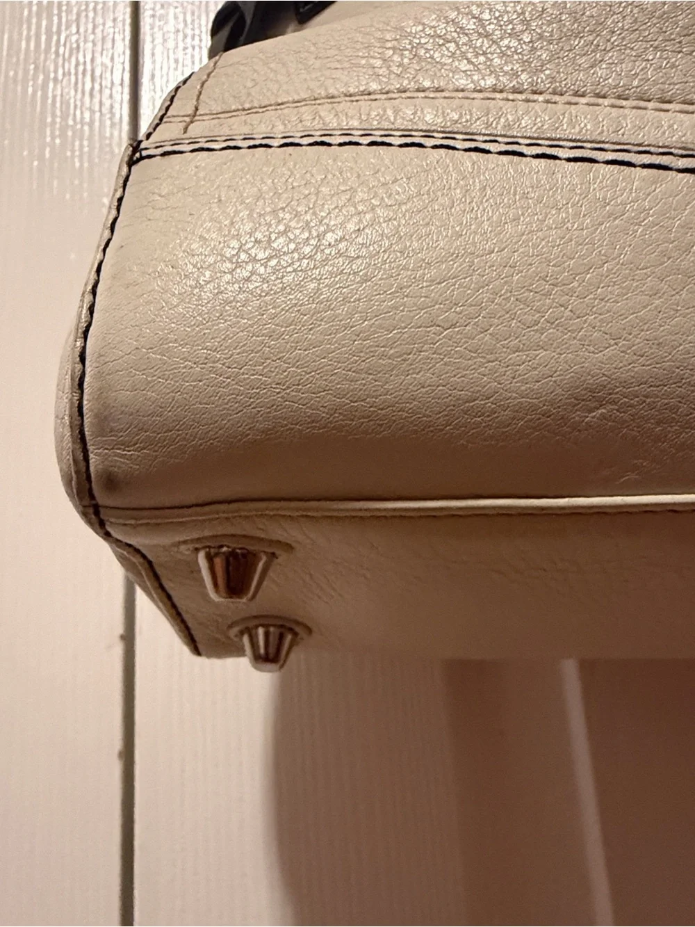 Send offers! Best offer accepted Vintage Coach Two-Tone Cream and Black Leather